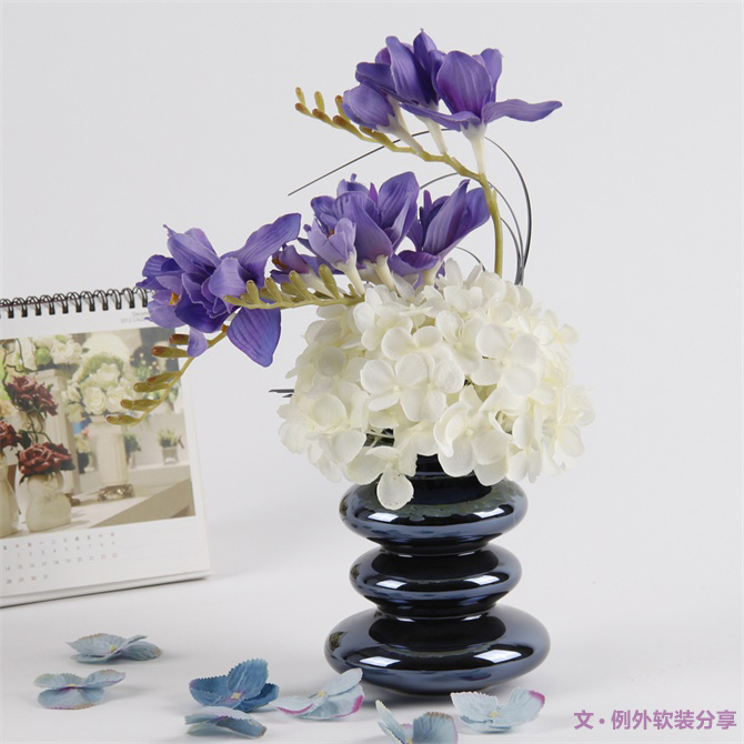 不會插花怎么了？這不是重點，反正這些花器插什么都美！-別墅設(shè)計,軟裝設(shè)計,室內(nèi)設(shè)計,豪宅設(shè)計,深圳例外軟裝設(shè)計公司