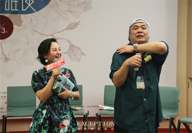 “十雅”魅力綻放，你們注意到女神手上的藍(lán)色錦魚了嗎？-別墅設(shè)計,軟裝設(shè)計,室內(nèi)設(shè)計,豪宅設(shè)計,深圳例外軟裝設(shè)計公司